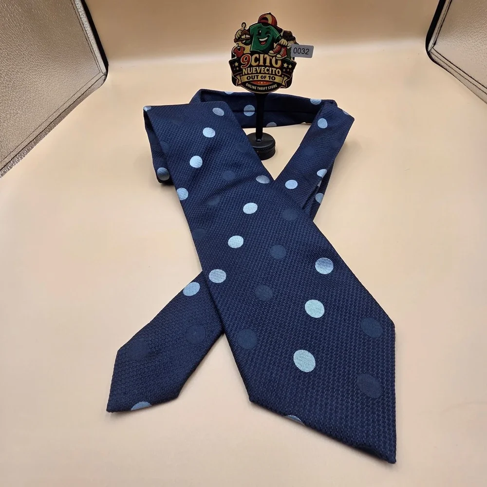 Giorgio Armani Mens Navy Blue Polka Dot Silk Necktie Made in Italy RN103723